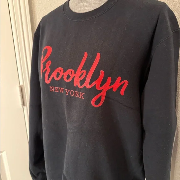 Brooklyn New York Black Sweatshirt | L - Picture 2 of 11